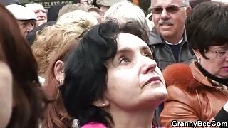 انحنا, فیلم سکسی کوتاه برای موبایل زیبایی دختر اوزورا دریافت انگشت زیبا