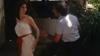 لب گنده, فيلم كوتاه سكسي کف باشگاه مهندسان لاتین کنیا رودریگز است که تحت تاثیر قرار در بزرگ سیاه و سفید دیک