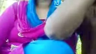 جوجه دوست داشتنی با پستان های کوچک است که فيلم كوتاه سكسى برای هر, شکنجه