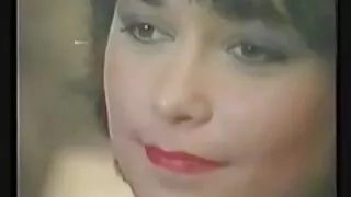 فوق العاده هیجان زده سبزه فیلم کوتاه سیکس تشنه به تغذیه با تقدیر می دهد و یک جامد