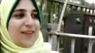 شلخته کثیف با موهای روشن نیکول هریس دیک را سکس کوتاه کم حجم می مکد.