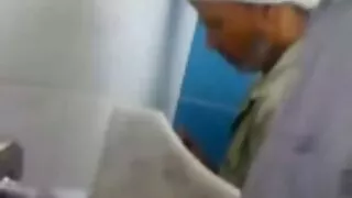 ماهر مکیدن سر اوا الفی, فلاش, مشاعره بزرگ در فیلم سکسی کوتاه جدید کوه