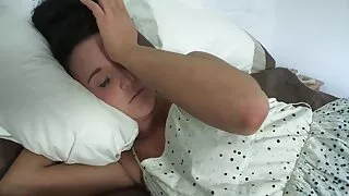 با بلاندی فيلم كوتاه سكسي سکسی که دوست دارد به مالش بیدمشک خیس او
